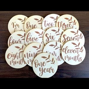 5 inch round wooden milestone markers